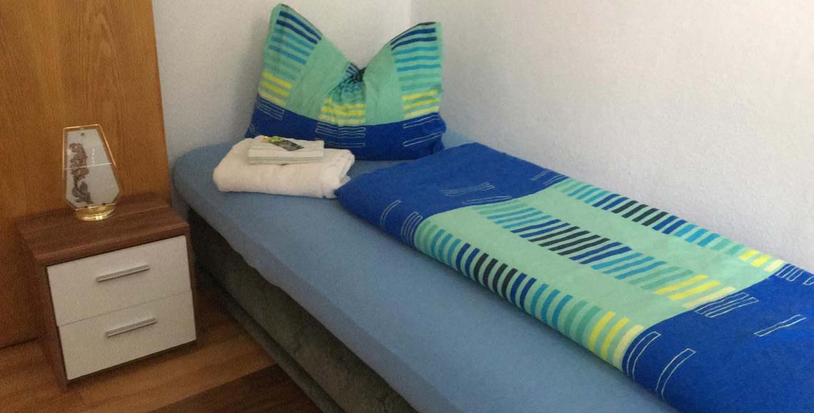 Zimmer 1 – Einzelzimmer in der Pension Riel